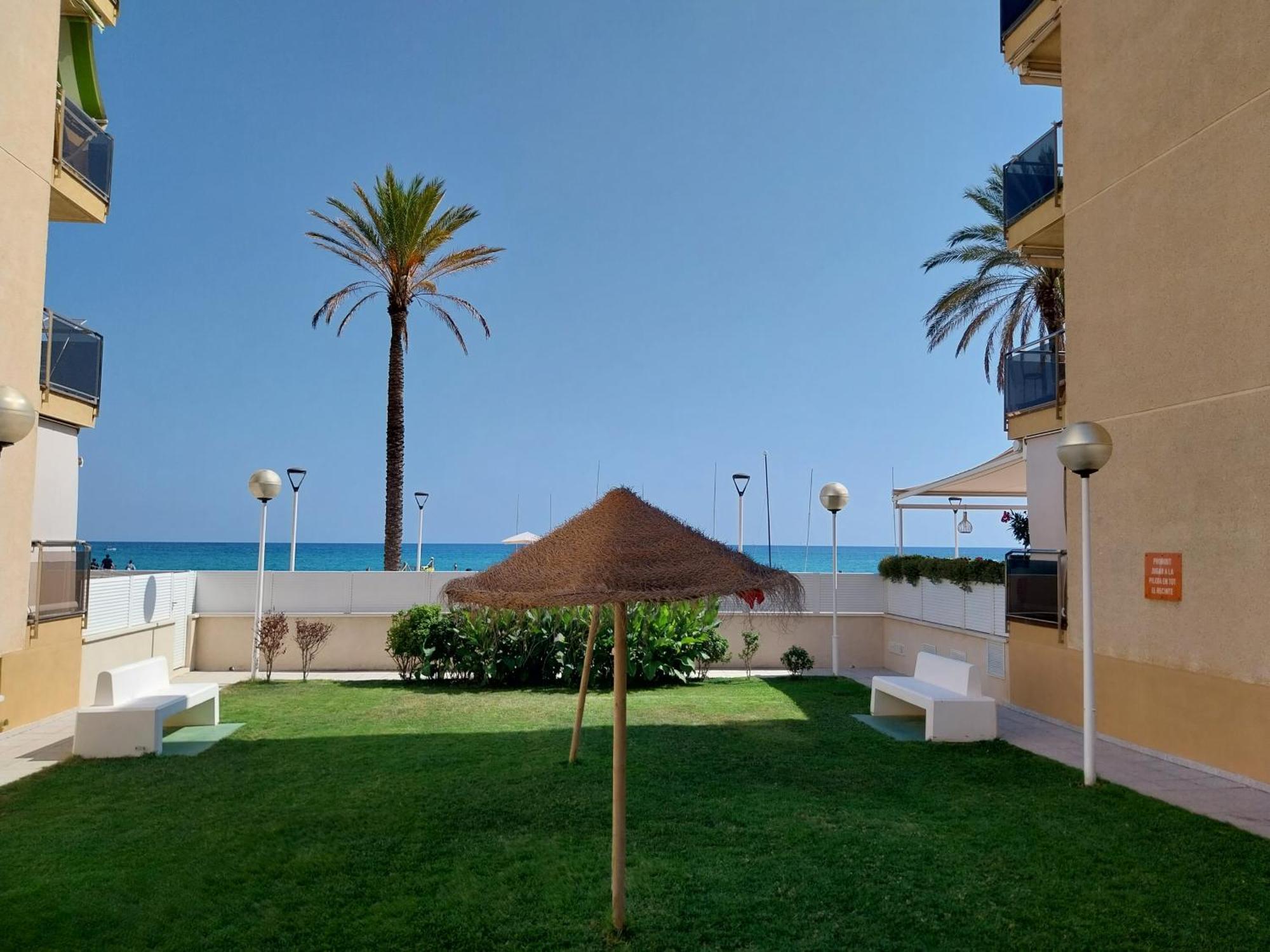 Calafell Beach Experience- Calafell Playa Esterno foto